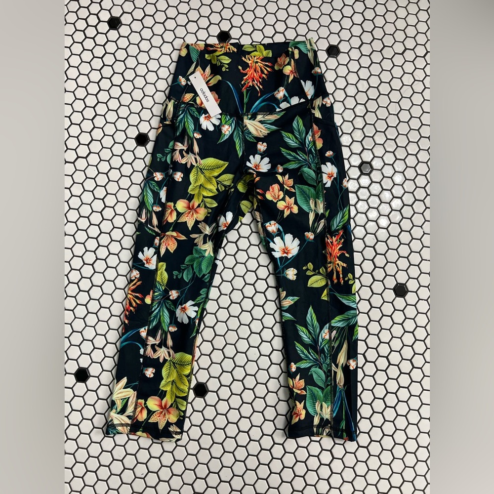 NWT Ododos capri leggings size small high waist floral